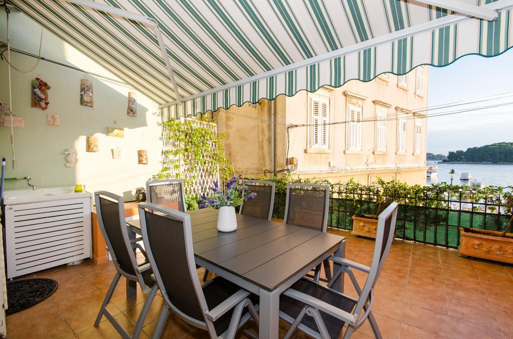 Apartment Noemi Rovinj Exterior foto